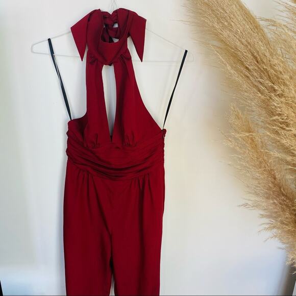 BEBE Cropped Plunge VNeck Red Halter Tank Top Pleated Waist Ankle Jumpsuit XS - Picture 2 of 9